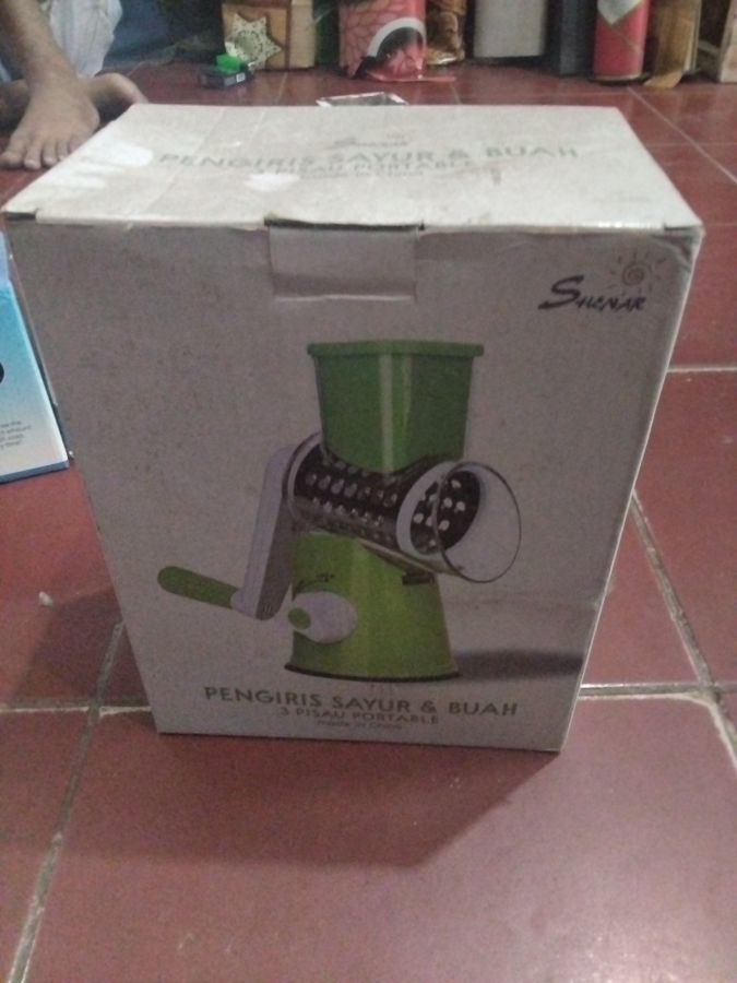 Pengiris sayur& buah 3pisau portable 