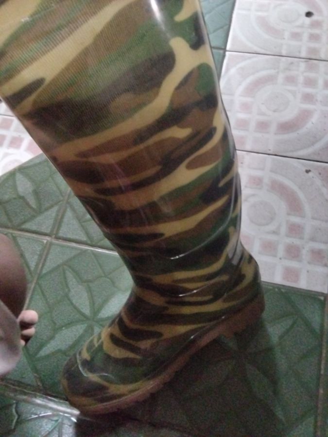 Sepatu boot Rico 138