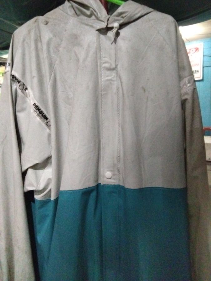 Mantel pingwins jaket celana 
