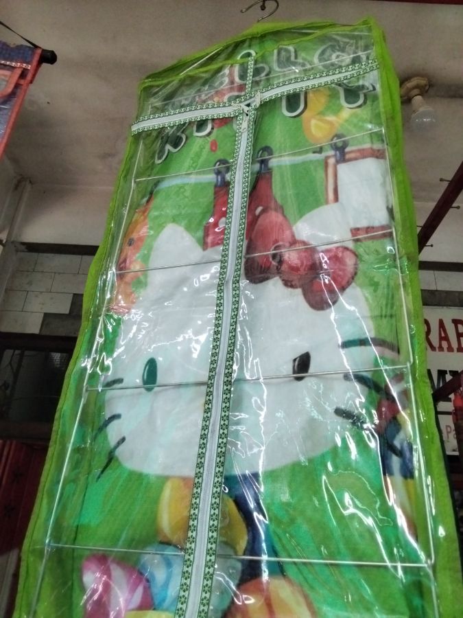 Rak gantung pakaian hello Kitty 