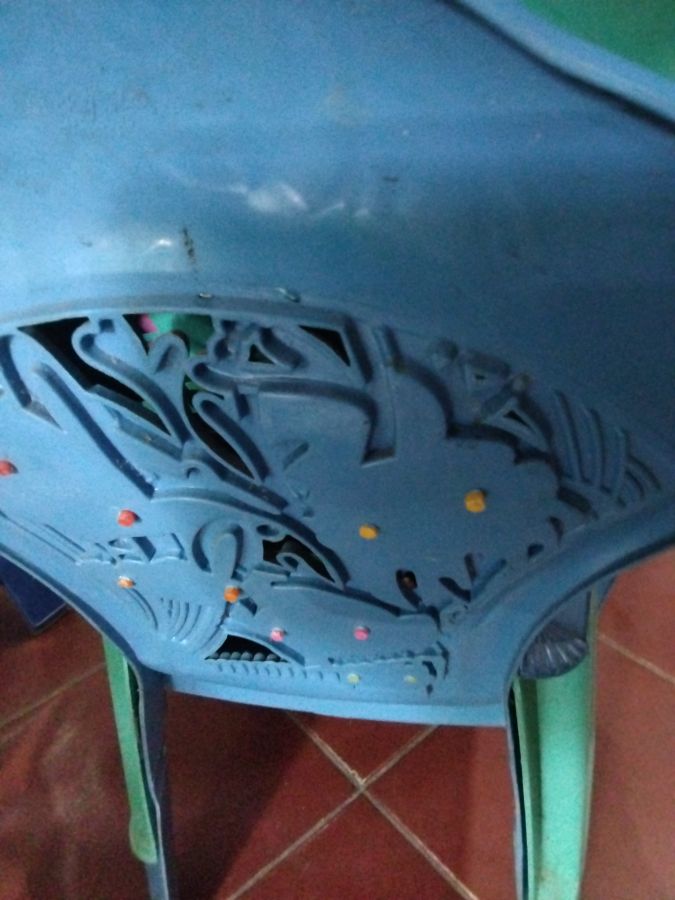 Kursi anak  Lion star plastik 