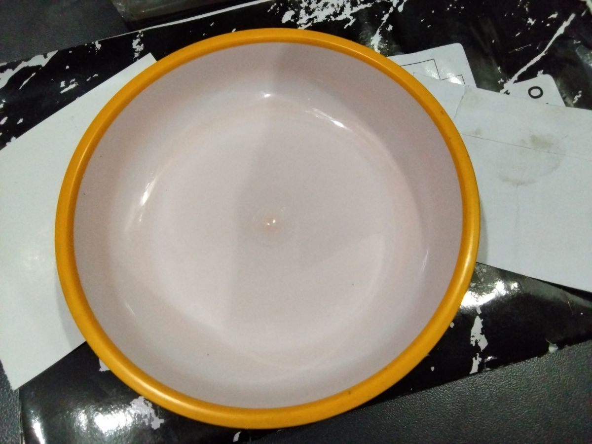 Piring plastik Calista dalam kecil 
