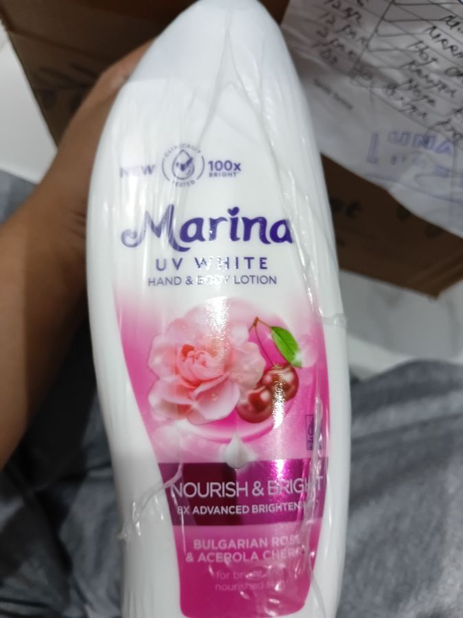 Marina UV White Nourish & Bright 185ml