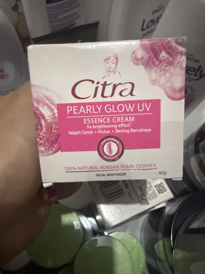 Citra Pearly Glow UV Essence cream