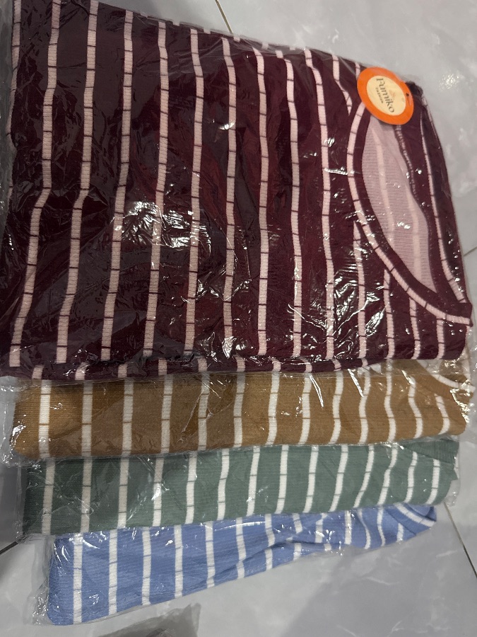 Baju atasan Fumiko