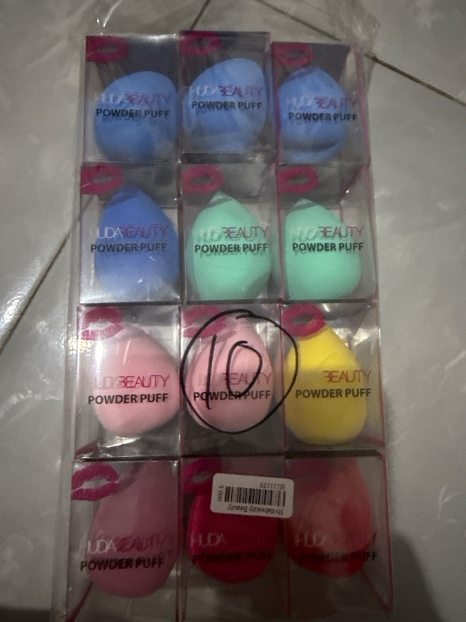 Huda Beauty Bland