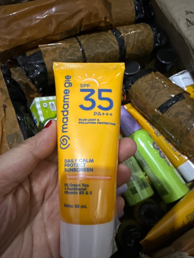Madam Gie Daily calon Protect Sunscreen spf 35