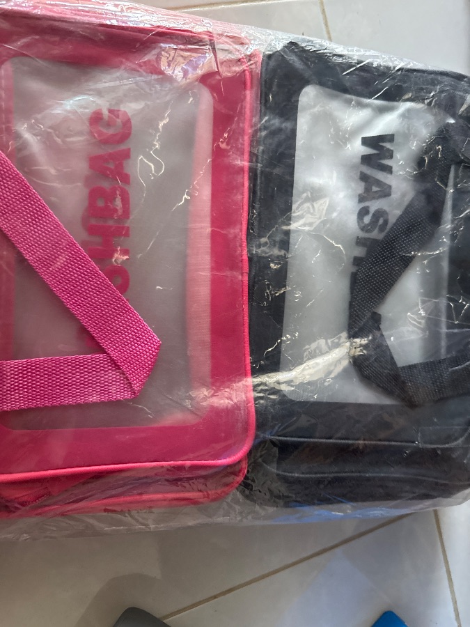 Wash bag 15