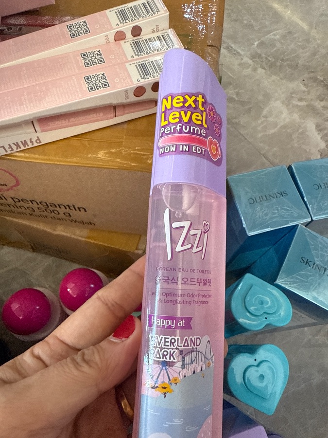 Izzi Eau De Toilette Happy at