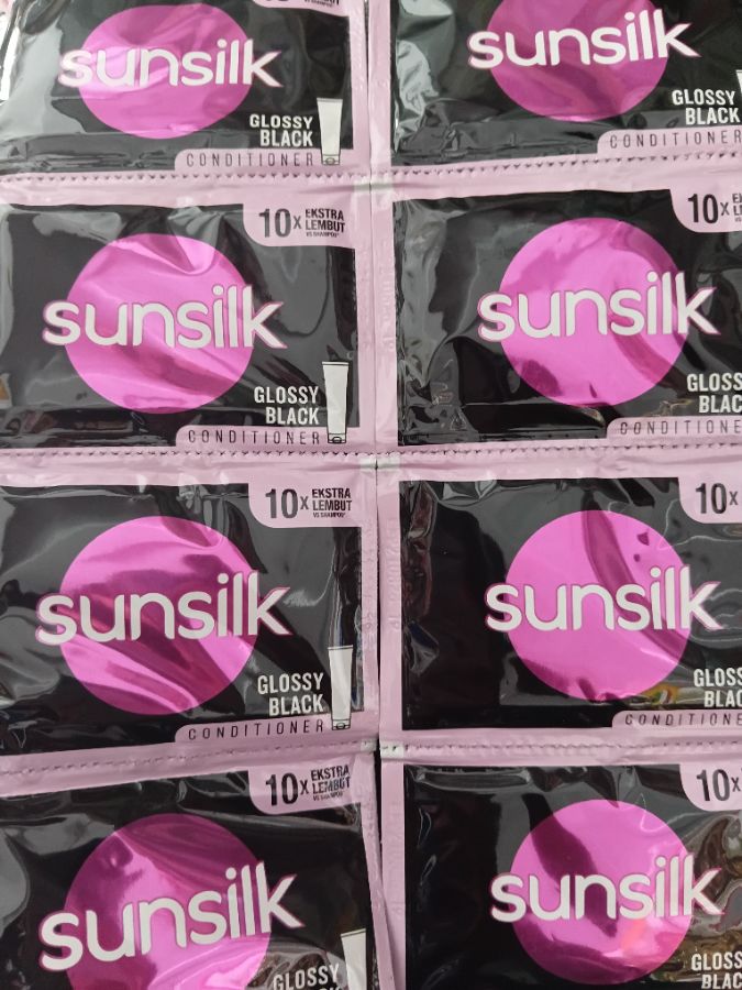 SUNSILK COND GLOSSYBLACK 24x9Ml