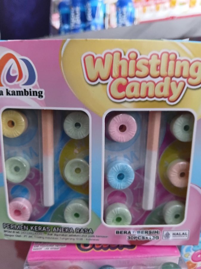 WHISTLING CANDY