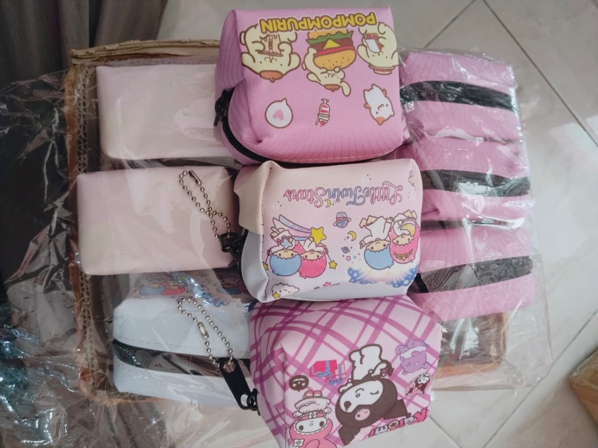 Wash bag 1