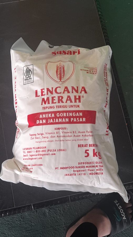 LENCANA MERAH 5x5 SAK