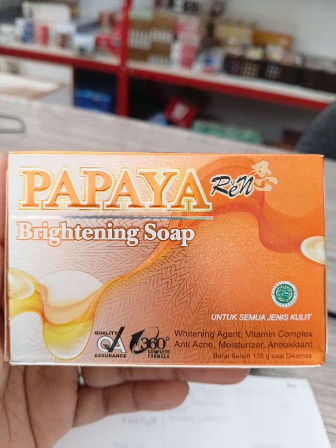 REN PAPAYA BRIGHTENING SOAP 135GR