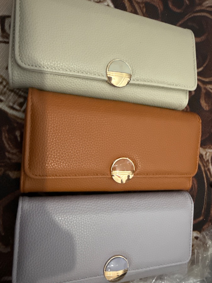 Dompet panjang 