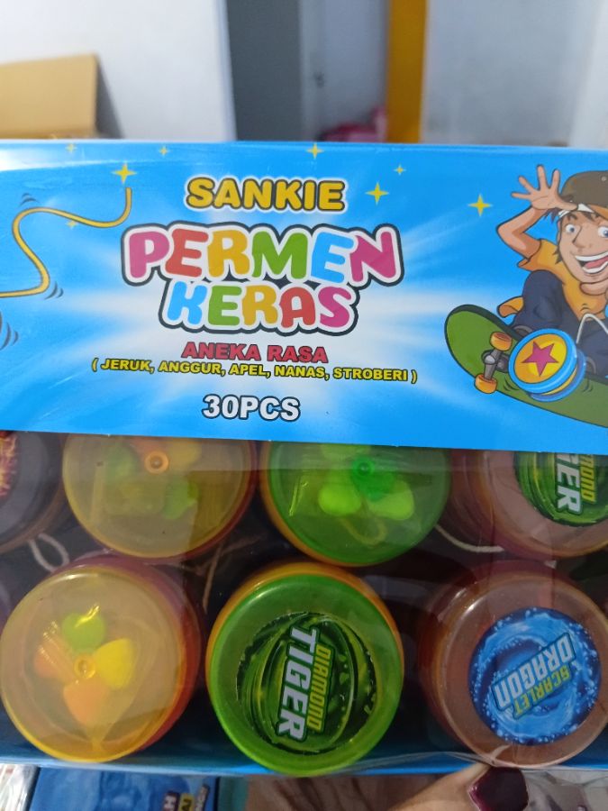 PERMEN YOYO