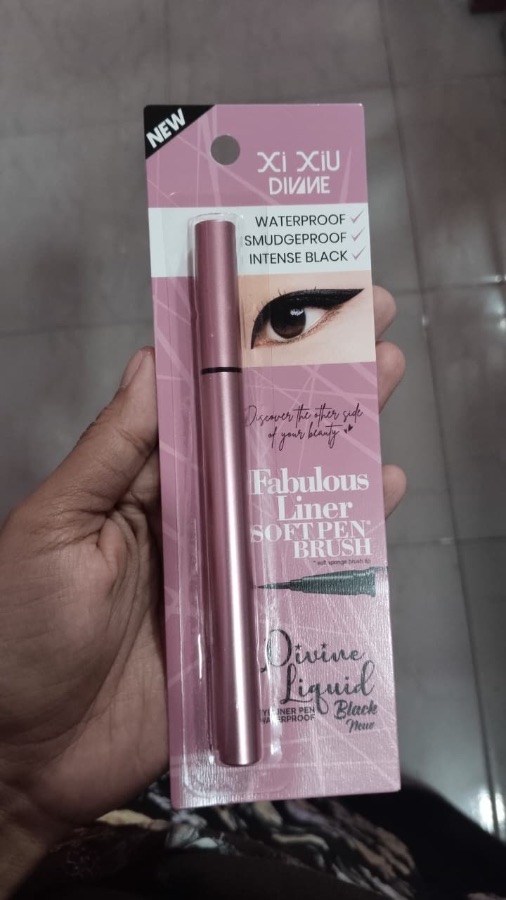 Eyeliner Xi Xiu Divine liquid Black