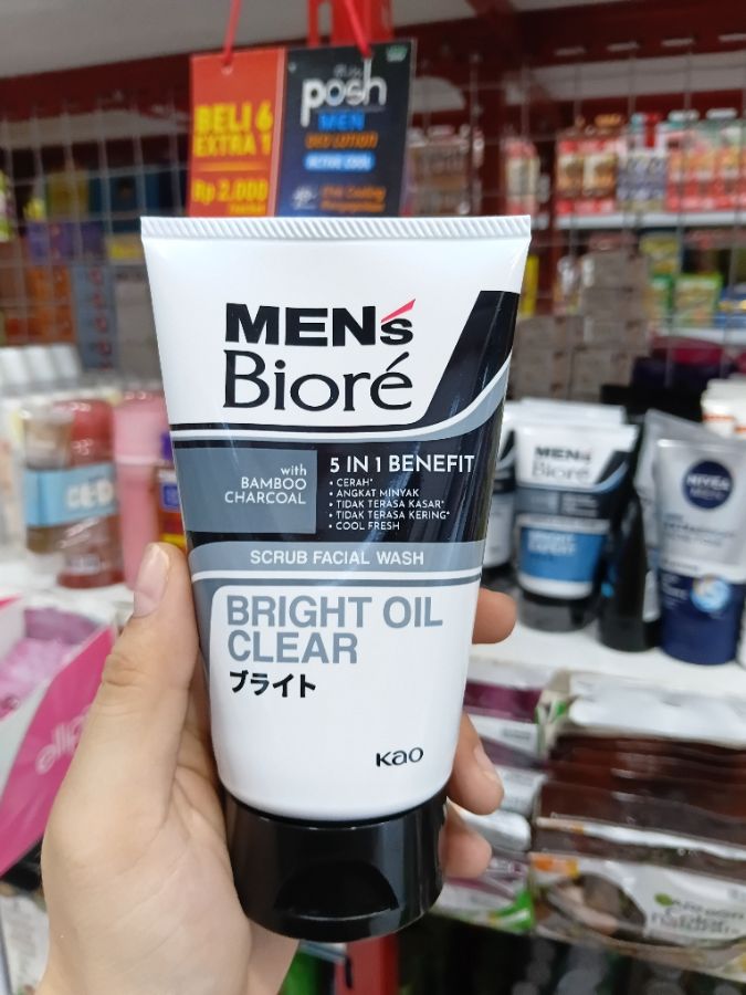 MEN S BIORE BRIGHT OIL CLEAR 100G