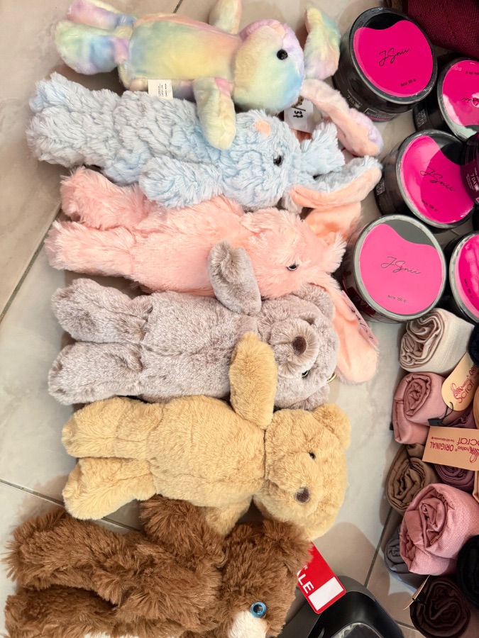 Gantungan kunci boneka
