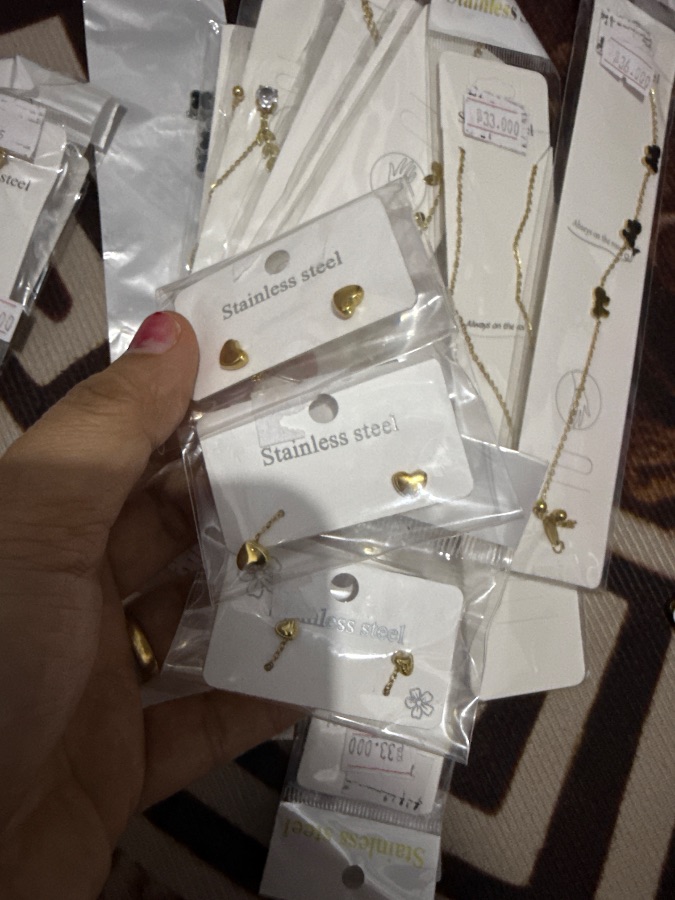 Anting karabu jurai