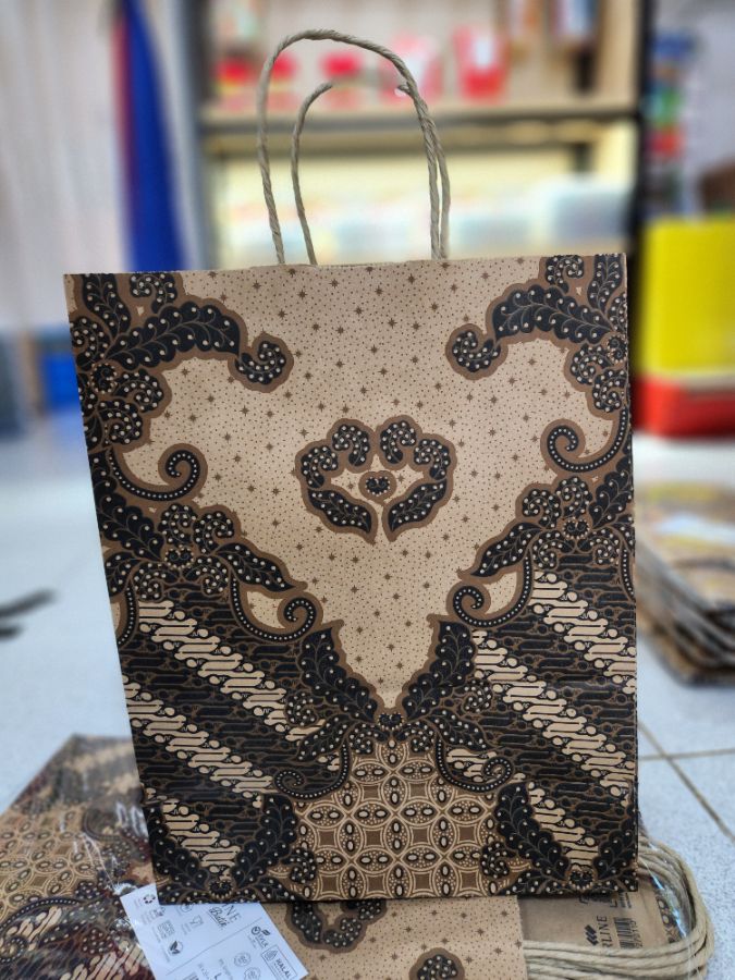 Paperline PaperBag L Batik