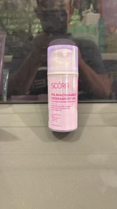 Scora moist niacinamide 100ml