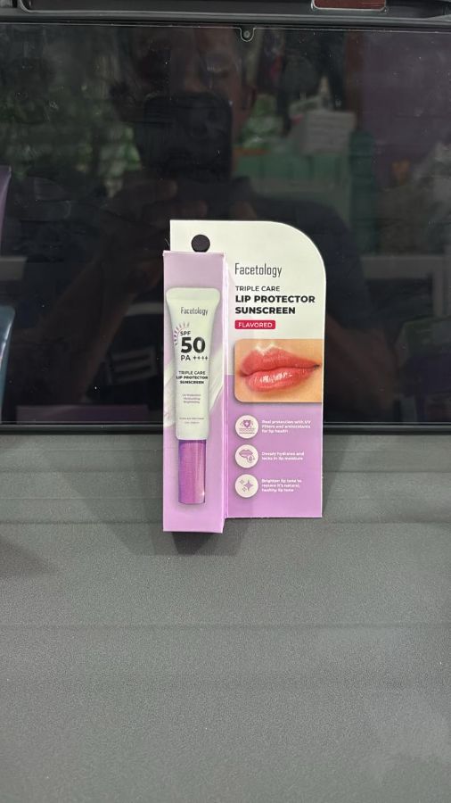 Facetology lip protect sunscreen flavored