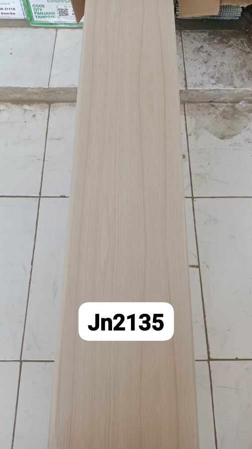 Plafon JN2135/6m/13,000