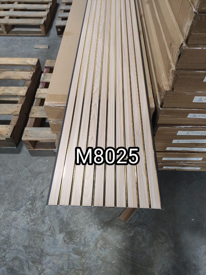 wallpanel M8025/290cm/Ldi