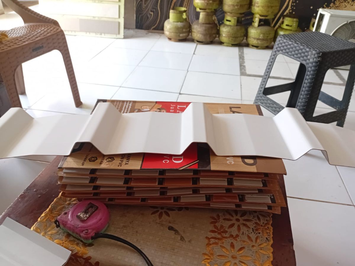 Atap upvc single/6m/60,000/sobat