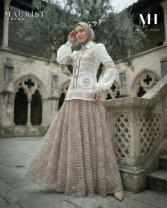 Motif Hawa Maurist Blue