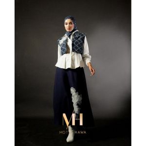 Pearl Jeans series by Motif Hawa set Blouse + Skirt rok + vest outer + Scarf (SKY BLUE)