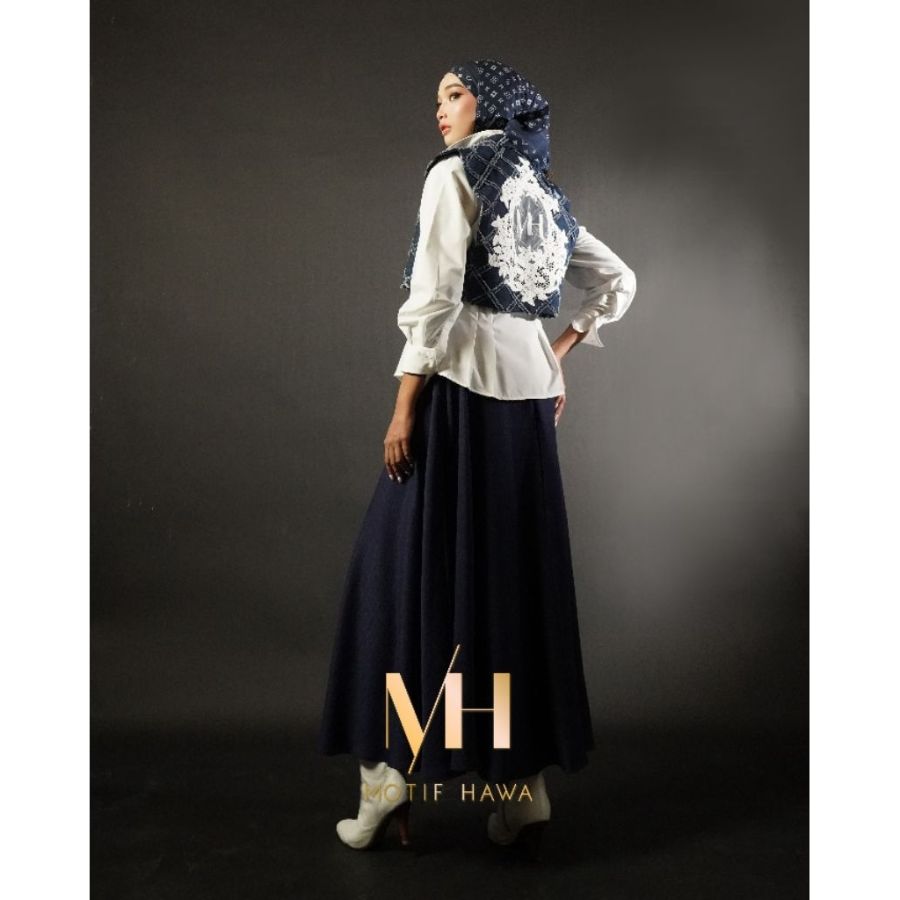  Pearl Jeans series by Motif Hawa set Blouse + Skirt rok + vest outer + Scarf (Dark Blue)