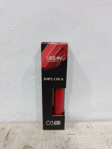 Lip cream implora 03