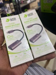 AUDIO SPLITTER IPHONE  D-AU10 (Co)
