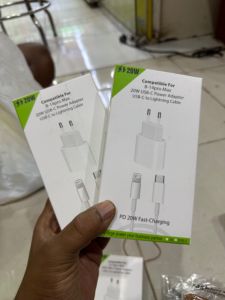 CHARGER IPHONE 20watt (DE)