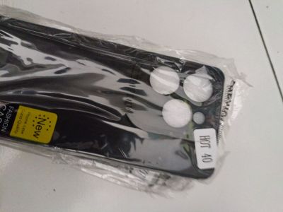 C. P infinix HOT 40