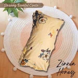 Sarung bantal cinta - ZINNIA HONEY