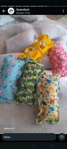 Bantal cinta imut
