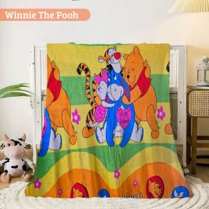 Selimut karakter - WINNIE THE POOH