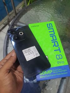 HP INFINIX SMART 8PRO 8/128 BJ (687)