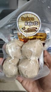 Bakso keju isi 4 jumbo