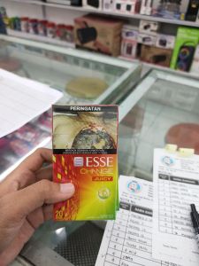 Rokok esse juicy 20