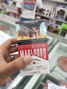 Rokok Marlboro kretek merah 12