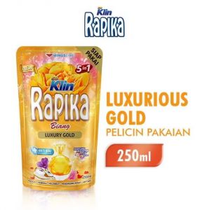 Rapika Pelicin Pakaian 250ml