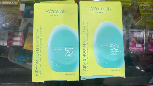 Sunscreen wardah airy 40