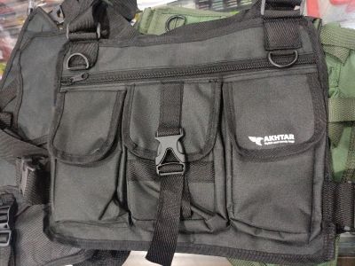 Ransel dada Akhtar hitam
