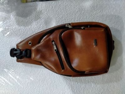 Tas salempang kulit