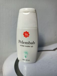 Viva pelembab under make up