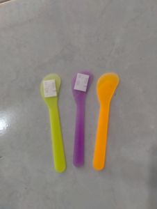Spatula masker